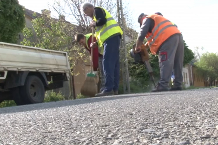 Kiemelt figyelmet kap a jövőben is Dombóváron a járdák, utak minőségjavítása